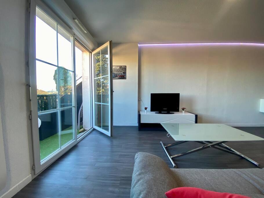 Le 24 Fevrier - Parking & Piscine - Vue Cite Medievale 卡尔卡松 外观 照片